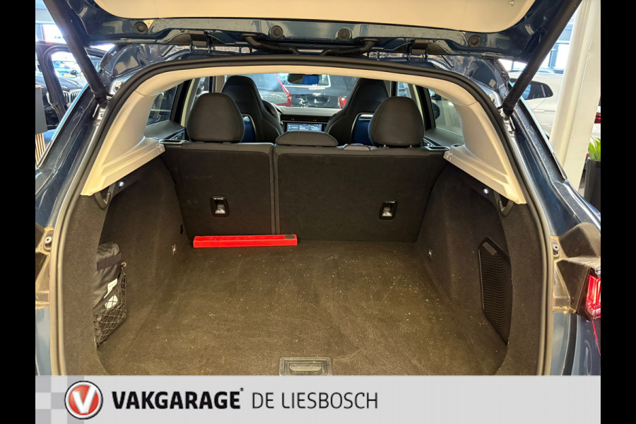 Lynk & Co 01 1.5 modeljaar 2023 prijs rijklaar ! infinity / 360camera / Panorama-dak / apple carplay