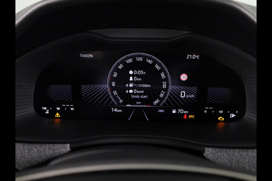 Škoda SCALA Selection 1.0 TSI 115 pk 6 versn. Hand | Trekhaak wegklapbaar | Image pakket