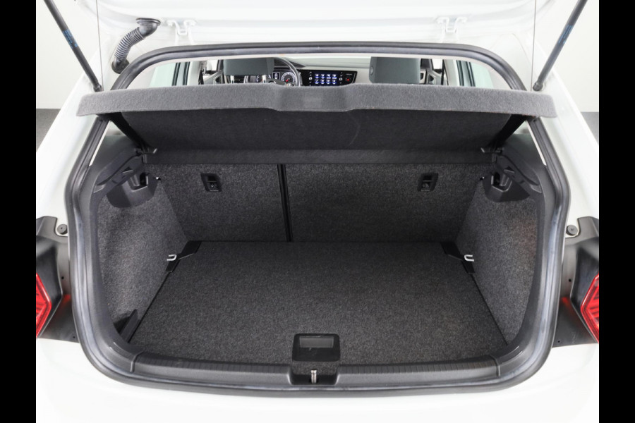 Volkswagen Polo 1.0 MPI Comfortline | Trekhaak | Cruise Control | Apple Carplay & Android Auto |