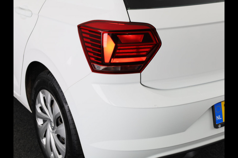 Volkswagen Polo 1.0 MPI Comfortline | Trekhaak | Cruise Control | Apple Carplay & Android Auto |