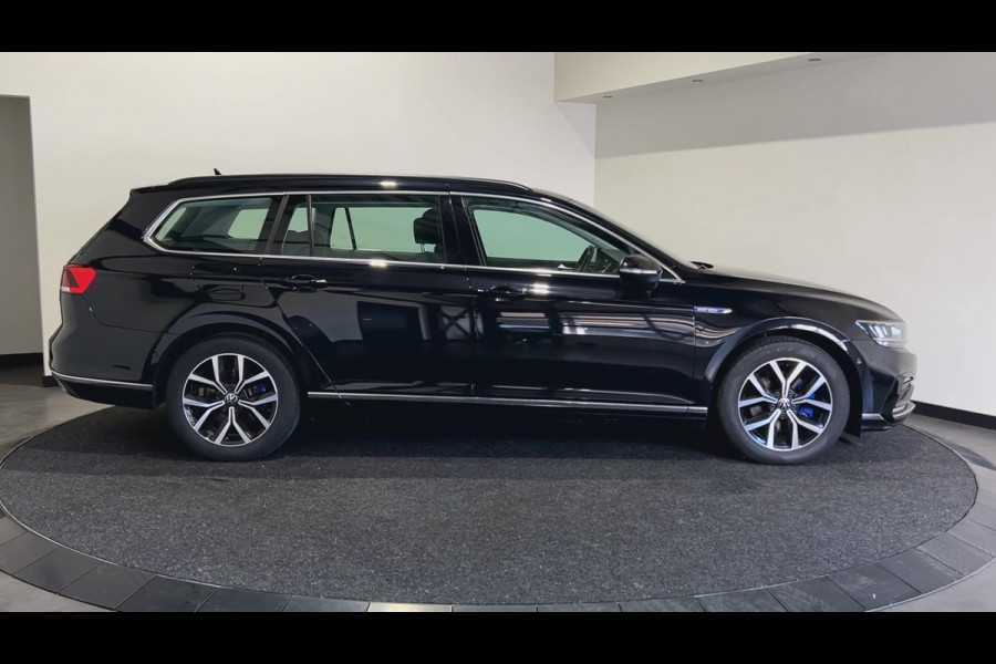 Volkswagen Passat Variant 1.4 TSI PHEV GTE Business | Stoelverwarming | Trekhaak | DSG | Virtual Cockpit