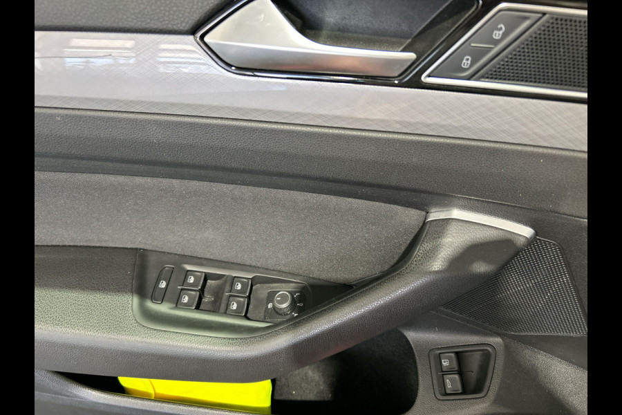 Volkswagen Passat Variant 1.4 TSI PHEV GTE Business | Stoelverwarming | Trekhaak | DSG | Virtual Cockpit
