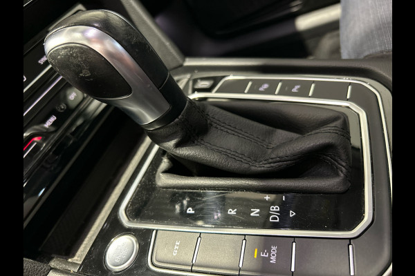 Volkswagen Passat Variant 1.4 TSI PHEV GTE Business | Stoelverwarming | Trekhaak | DSG | Virtual Cockpit