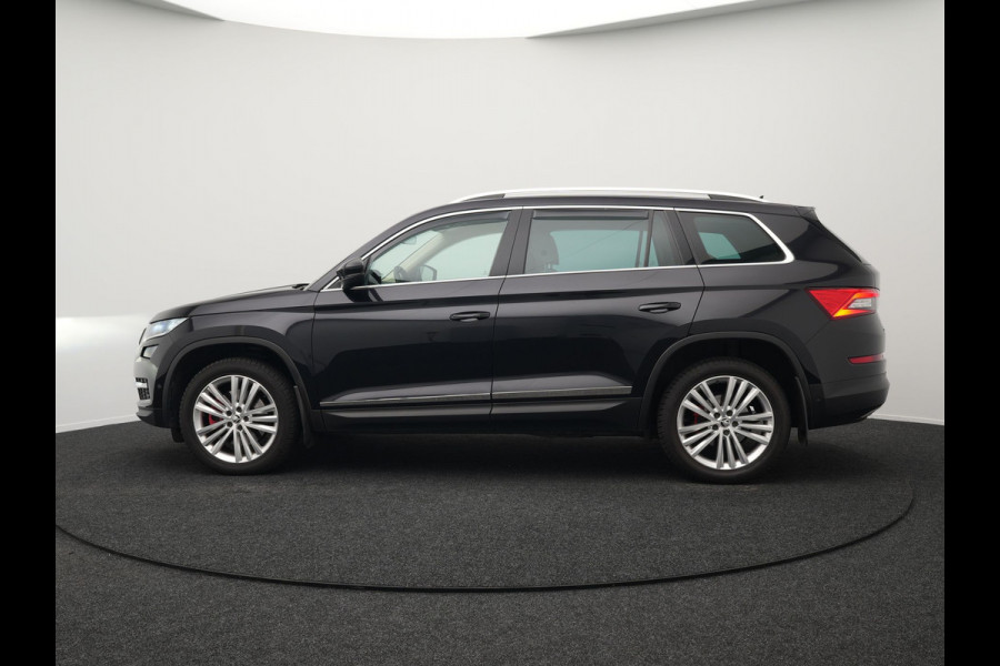 Škoda Kodiaq 2.0 TSI 4x4 Style 180pk DSG | Panodak | Trekhaak af Fabriek | Adaptive Cruise | Alcantara Sportstoelen Memory | 360 Camera | 19"L.M | Keyless | Sfeerverlichting | Apple Carplay | Dode Hoek Detectie |