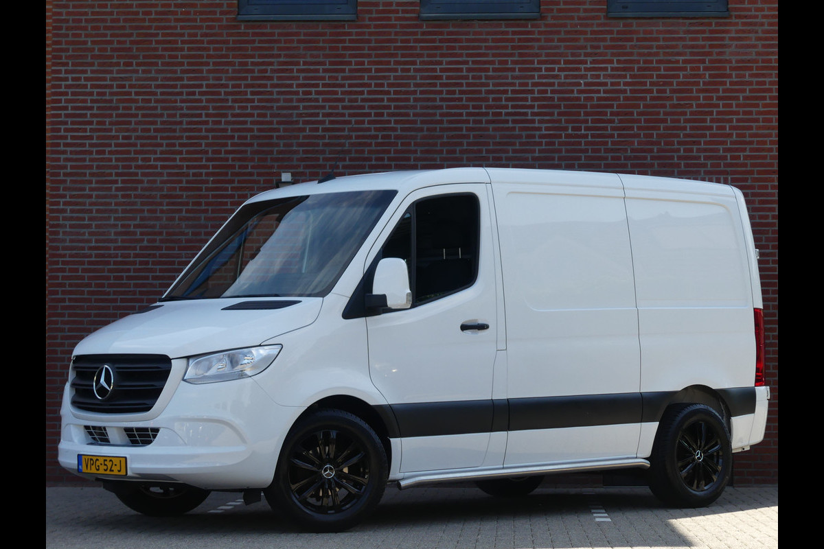 Mercedes-Benz Sprinter 211 CDI L1H1 Airco/Trekhaak/Cruise control Mercedes-Benz Sprinter 211 CDI L1H1 Airco/Trekhaak/Cruise control