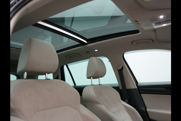 Škoda Kodiaq 2.0 TSI 4x4 Style 180pk DSG | Panodak | Trekhaak af Fabriek | Adaptive Cruise | Alcantara Sportstoelen Memory | 360 Camera | 19"L.M | Keyless | Sfeerverlichting | Apple Carplay | Dode Hoek Detectie |