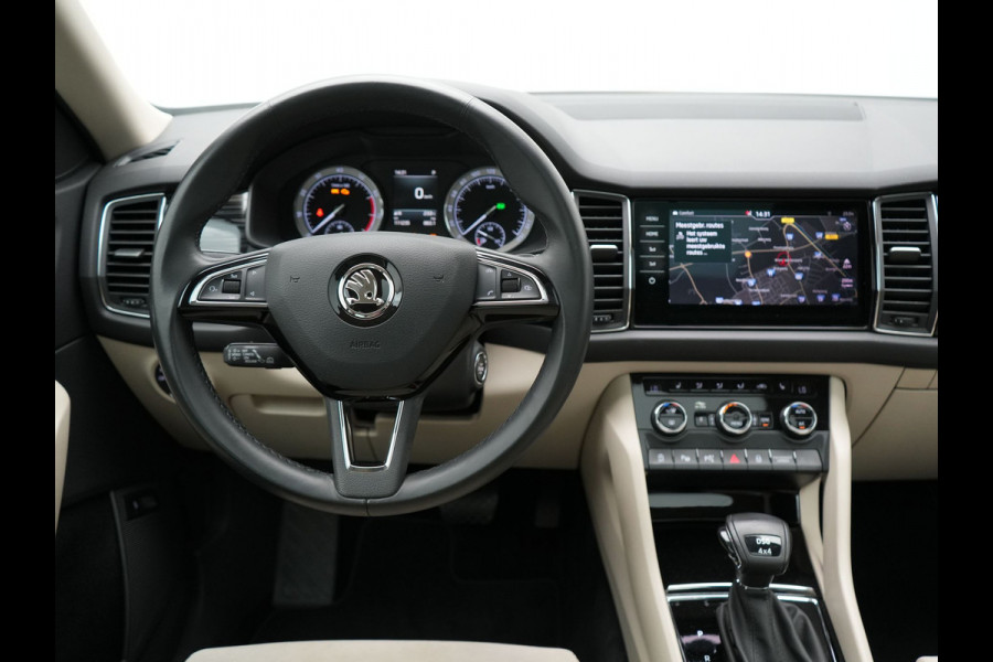 Škoda Kodiaq 2.0 TSI 4x4 Style 180pk DSG | Panodak | Trekhaak af Fabriek | Adaptive Cruise | Alcantara Sportstoelen Memory | 360 Camera | 19"L.M | Keyless | Sfeerverlichting | Apple Carplay | Dode Hoek Detectie |