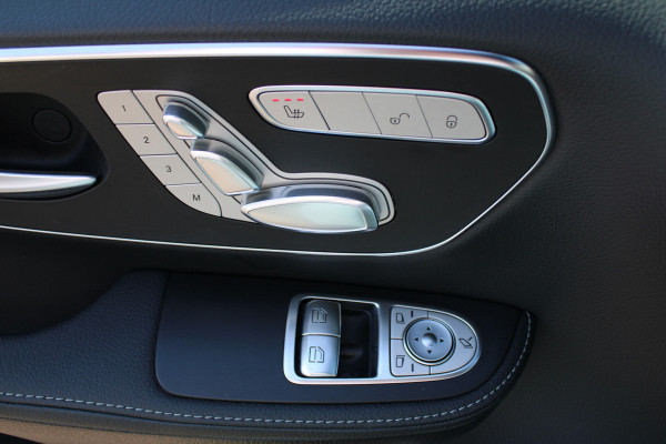 Mercedes-Benz V-Klasse 300d / XXL / DC / AMG / 2x Elec Schuifd / Elec Stoelen / 360 Cam / Burmester / Vol Opties / NIEUWSTAAT