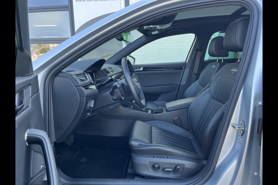 Škoda Superb Combi 1.4 TSI iV Sportline Business | Laurin&klement | Airco separaat | Zwenkbare trekhaak | Panorama dak | Adaptieve cruise | s