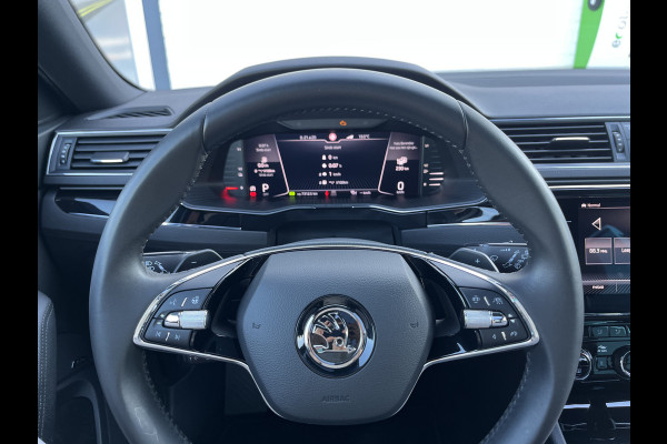 Škoda Superb Combi 1.4 TSI iV Sportline Business | Laurin&klement | Airco separaat | Zwenkbare trekhaak | Panorama dak | Adaptieve cruise | s