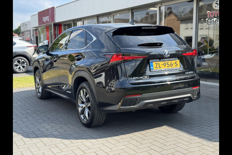 Lexus NX 300h AWD F Sport Premium | Full options, Mark Levinson, Panoramadak, Geheugenfunctie, Stoelventilatie, Head Up Display, Blind Sp