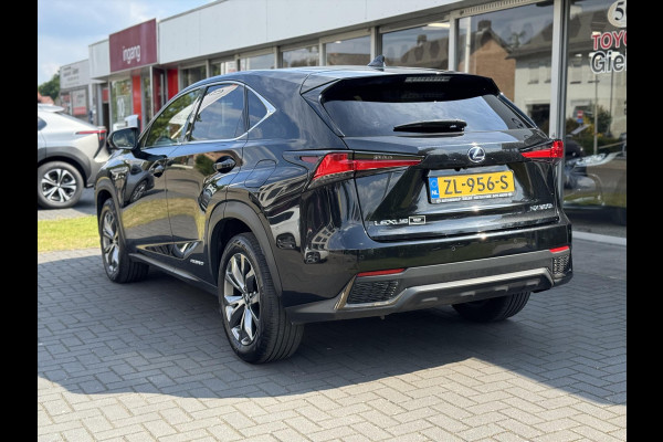 Lexus NX 300h AWD F Sport Premium | Full options, Mark Levinson, Panoramadak, Geheugenfunctie, Stoelventilatie, Head Up Display, Blind Sp