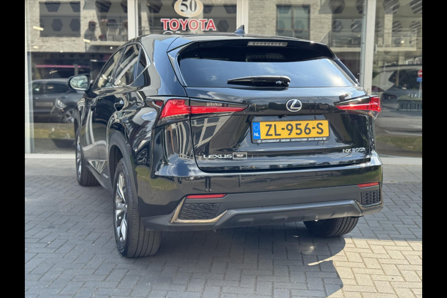 Lexus NX 300h AWD F Sport Premium | Full options, Mark Levinson, Panoramadak, Geheugenfunctie, Stoelventilatie, Head Up Display, Blind Sp