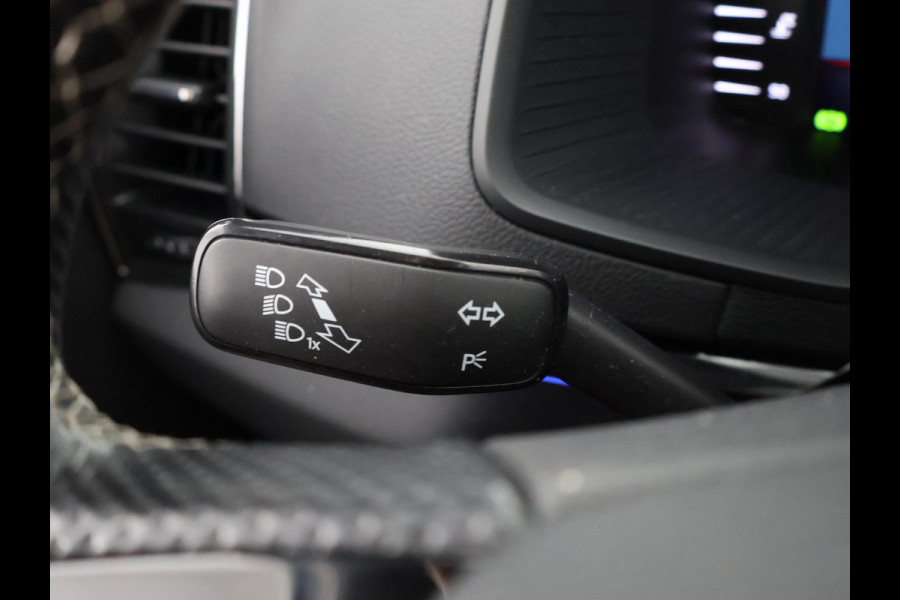 Škoda Karoq 1.5 TSI SPORTSLINE AUTOMAAT BUSINESS 1e EIG. 100% ONDERHOUDEN TOT 2 JAAR GARANTIE **