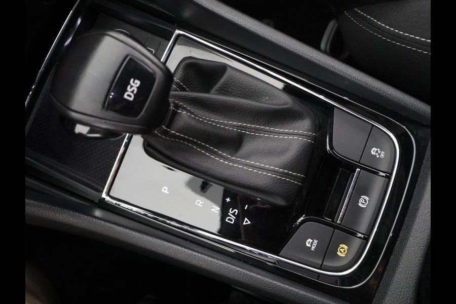 Škoda Karoq 1.5 TSI SPORTSLINE AUTOMAAT BUSINESS 1e EIG. 100% ONDERHOUDEN TOT 2 JAAR GARANTIE **