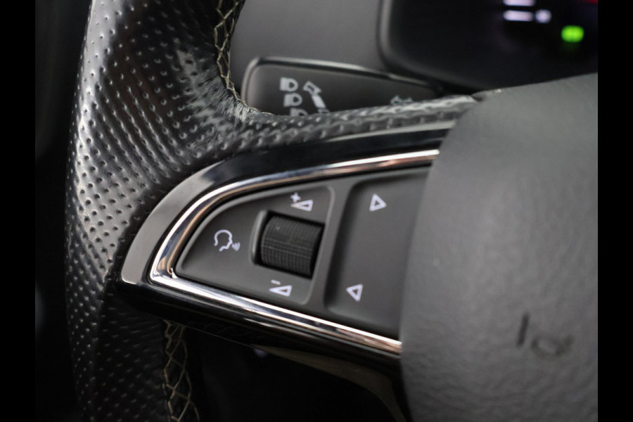 Škoda Karoq 1.5 TSI SPORTSLINE AUTOMAAT BUSINESS 1e EIG. 100% ONDERHOUDEN TOT 2 JAAR GARANTIE **