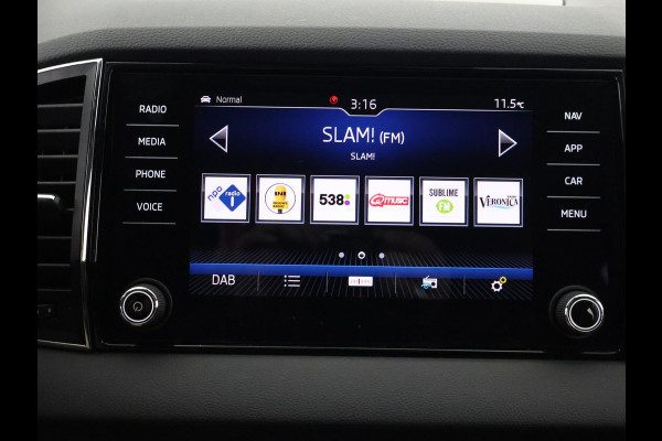 Škoda Karoq 1.5 TSI SPORTSLINE AUTOMAAT BUSINESS 1e EIG. 100% ONDERHOUDEN TOT 2 JAAR GARANTIE **