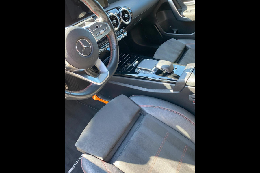 Mercedes-Benz A-Klasse 180 Business Solution AMG/ Virtual CP/ Pano/ Camera