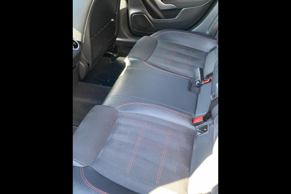 Mercedes-Benz A-Klasse 180 Business Solution AMG/ Virtual CP/ Pano/ Camera