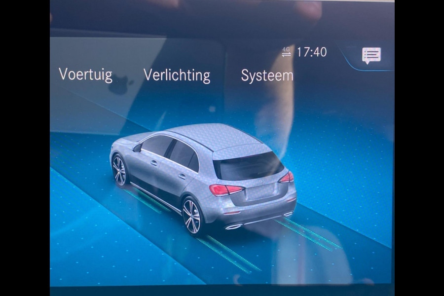 Mercedes-Benz A-Klasse 180 Business Solution AMG/ Virtual CP/ Pano/ Camera