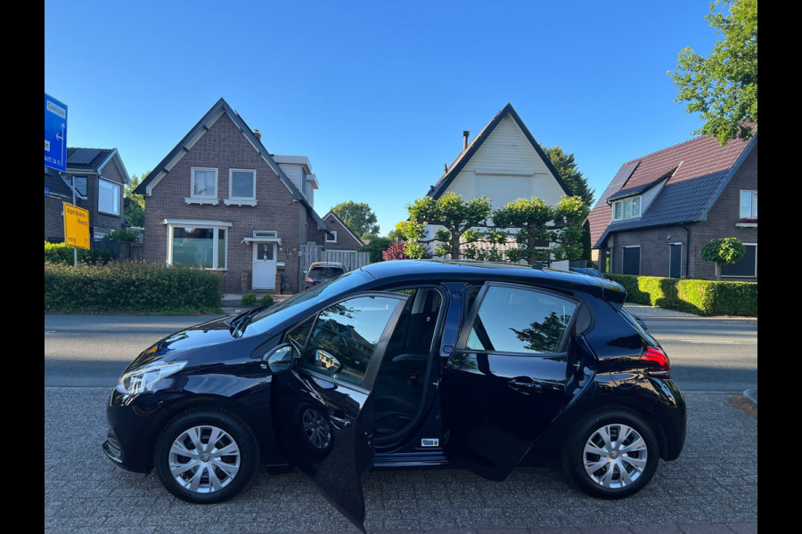 Peugeot 208 1.2 Automaat 103.000 km NL-AUTO-NAP.