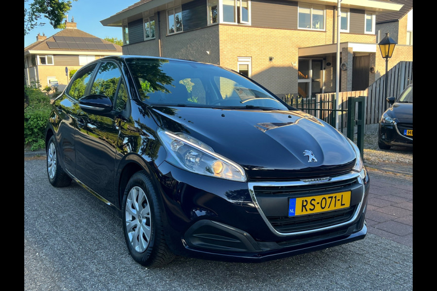 Peugeot 208 1.2 Automaat 103.000 km NL-AUTO-NAP.