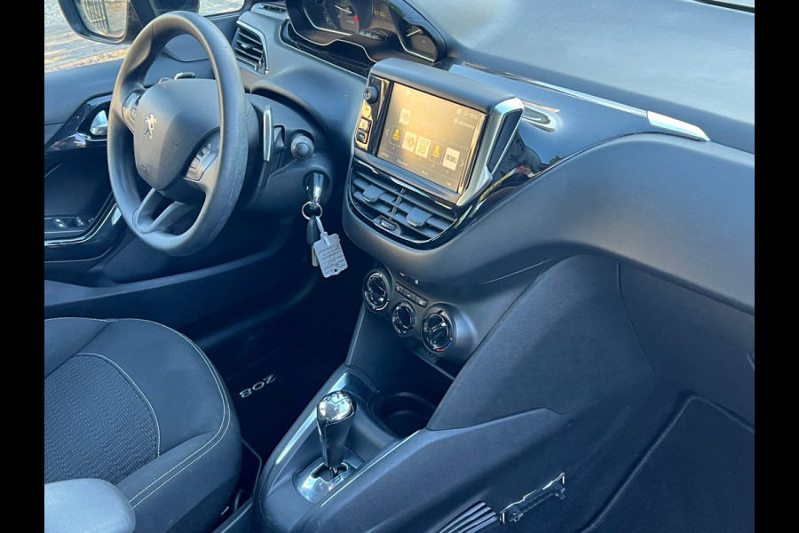 Peugeot 208 1.2 Automaat 103.000 km NL-AUTO-NAP.