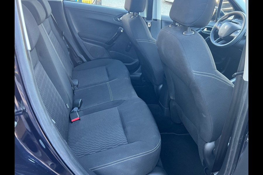 Peugeot 208 1.2 Automaat 103.000 km NL-AUTO-NAP.