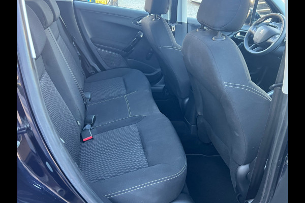 Peugeot 208 1.2 Automaat 103.000 km NL-AUTO-NAP.