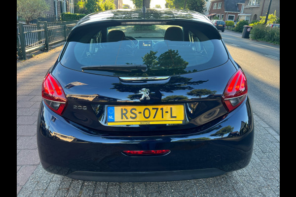 Peugeot 208 1.2 Automaat 103.000 km NL-AUTO-NAP.