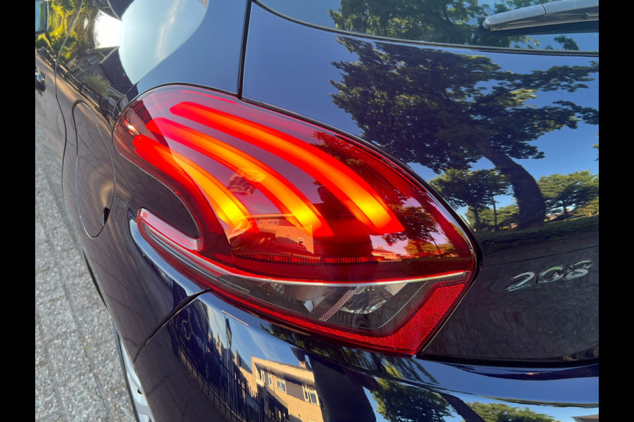 Peugeot 208 1.2 Automaat 103.000 km NL-AUTO-NAP.