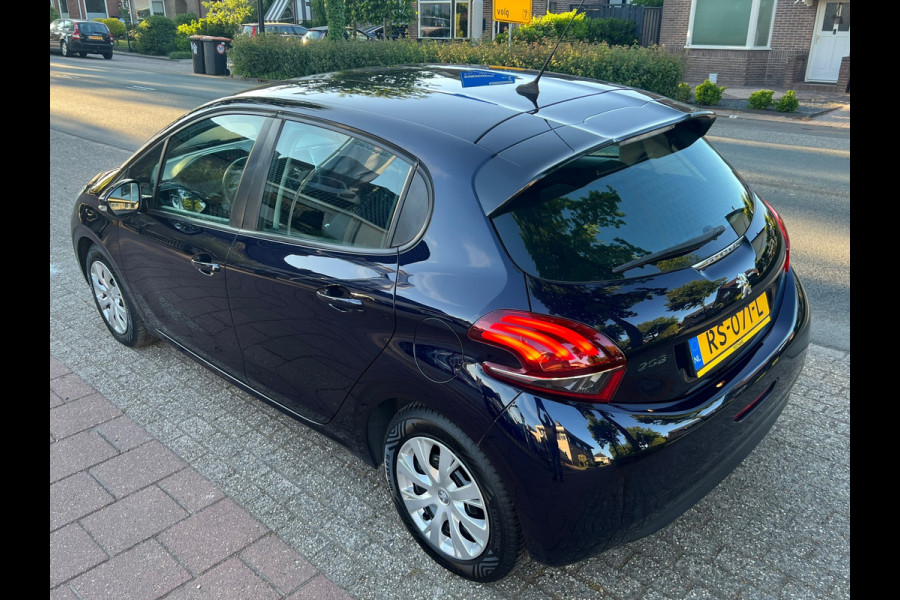 Peugeot 208 1.2 Automaat 103.000 km NL-AUTO-NAP.