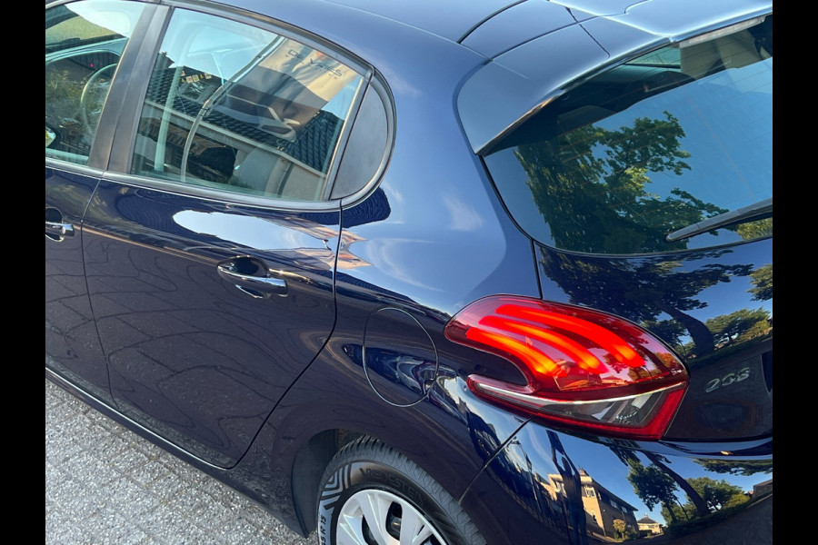 Peugeot 208 1.2 Automaat 103.000 km NL-AUTO-NAP.