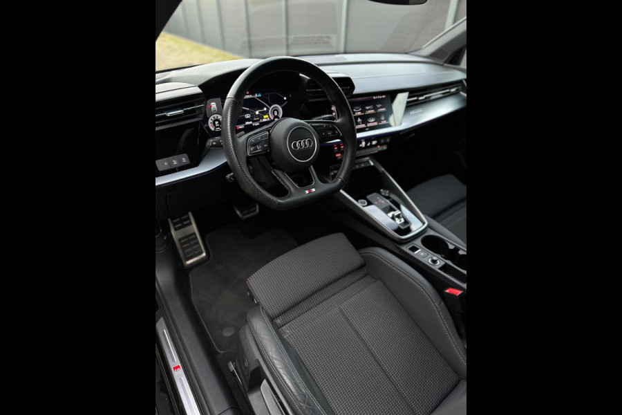 Audi A3 Sportback 35 TFSI 3x S-Line CarPlay Camera
