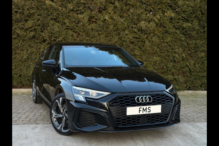 Audi A3 Sportback 35 TFSI 3x S-Line CarPlay Camera