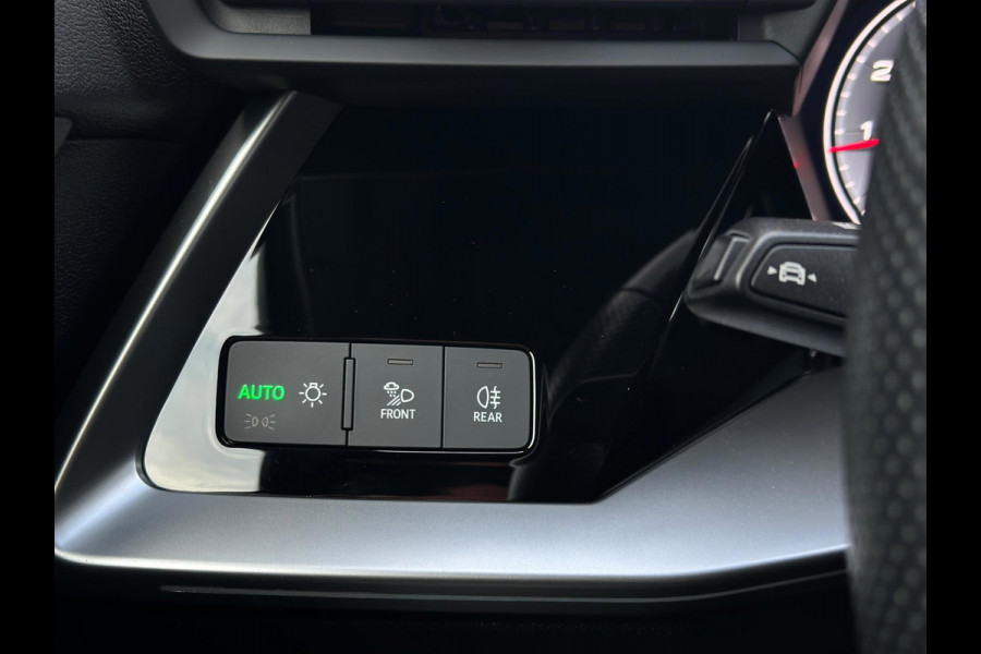 Audi A3 Sportback 35 TFSI 3x S-Line CarPlay Camera