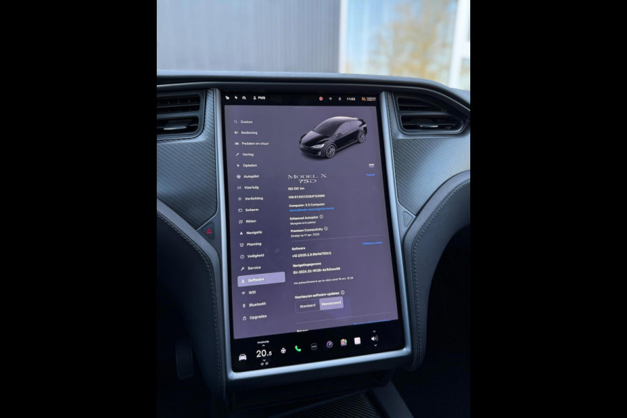 Tesla Model X 75D Base Auto Pilot Trekhaak Black Pack