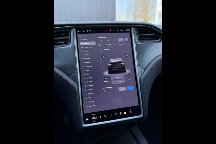 Tesla Model X 75D Base Auto Pilot Trekhaak Black Pack