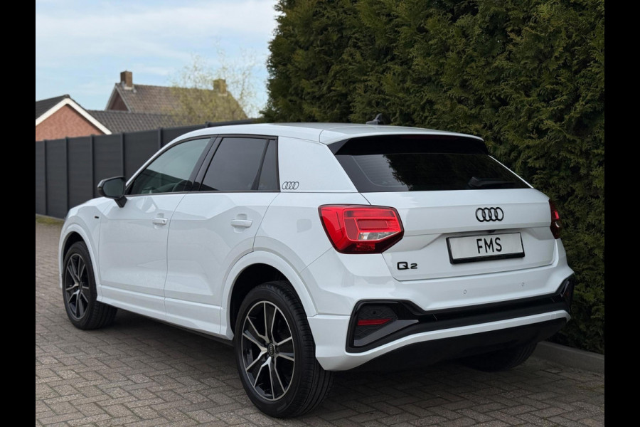 Audi Q2 35 TFSI 2x S-Line CarPlay Camera LED