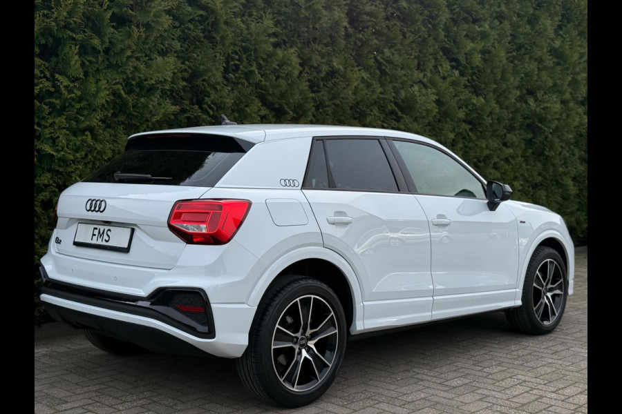 Audi Q2 35 TFSI 2x S-Line CarPlay Camera LED