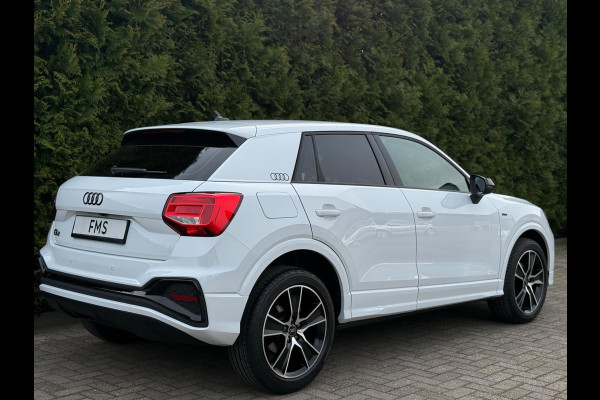 Audi Q2 35 TFSI 2x S-Line CarPlay Camera LED