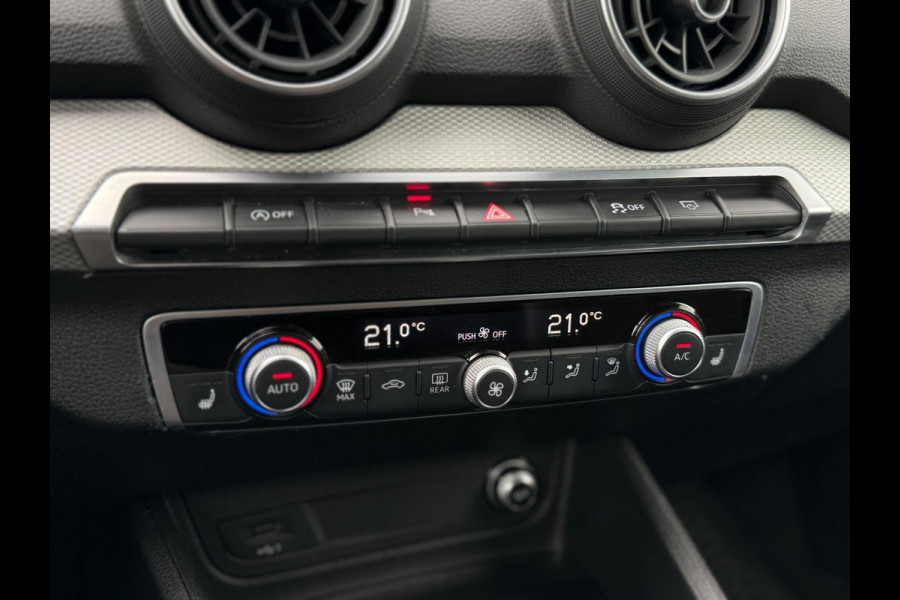 Audi Q2 35 TFSI 2x S-Line CarPlay Camera LED