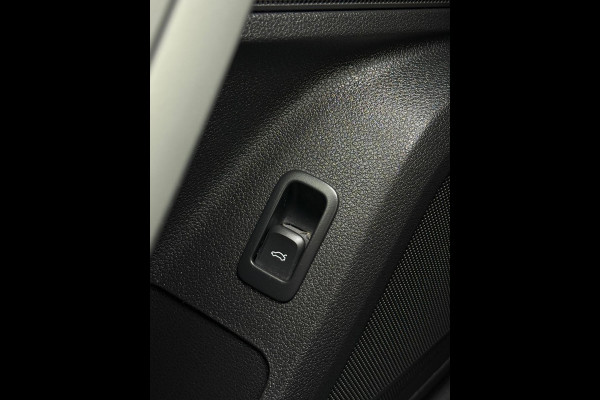 Audi Q2 35 TFSI 2x S-Line CarPlay Camera LED