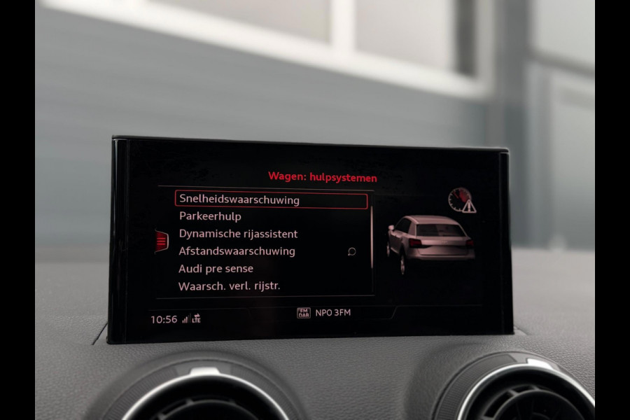 Audi Q2 35 TFSI 2x S-Line CarPlay Camera LED