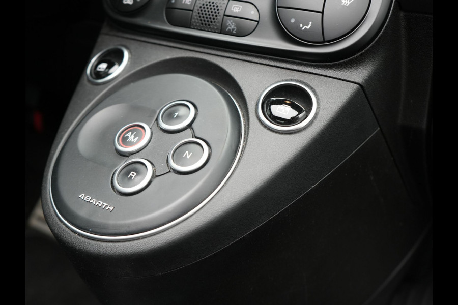 Fiat ABARTH 595 Pista 165 pk Automaat Campovolo Grau | bi Xenon  | Monza Sportuitlaat |  Apple Carplay | Sportstoelen | G Force Indicator | 17"L.M | DAB | Parkpilot |