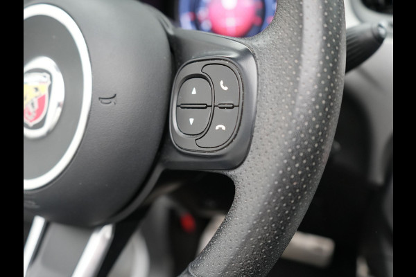 Fiat ABARTH 595 Pista 165 pk Automaat Campovolo Grau | bi Xenon  | Monza Sportuitlaat |  Apple Carplay | Sportstoelen | G Force Indicator | 17"L.M | DAB | Parkpilot |