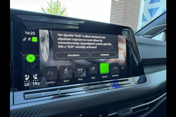 Volkswagen Golf 8 R 333pk 2.0 TSI R 4Motion