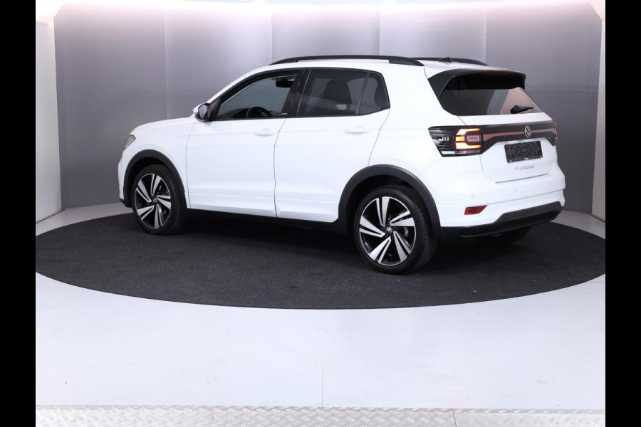 Volkswagen T-Cross 1.0 TSI R-Line 110PK DSG (Automaat) | Digitaal dashboard | Stoelverwarming | Navigatie |