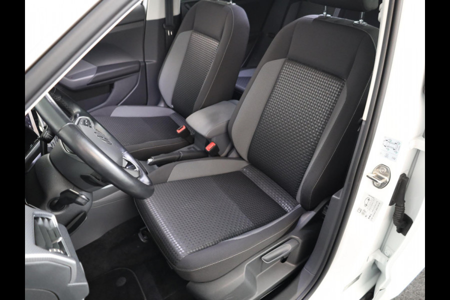 Volkswagen T-Cross 1.0 TSI R-Line 110PK DSG (Automaat) | Digitaal dashboard | Stoelverwarming | Navigatie |