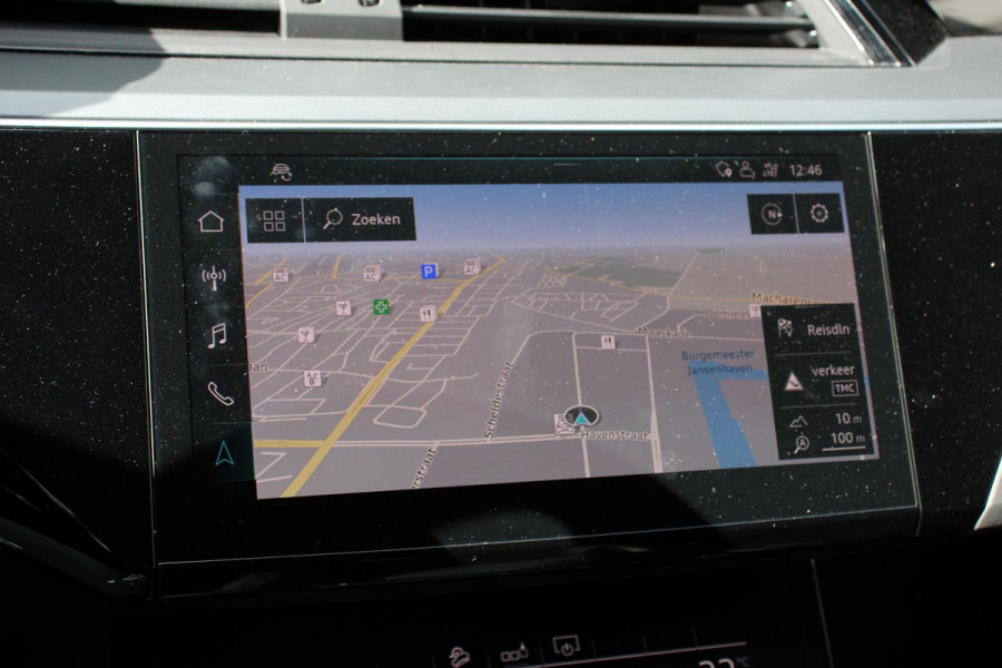 Audi e-tron e-tron 55 Quattro Advanced Selection Navigatie Camera Spiegel Camera Electrisch bedienbare achterklep Climate Control